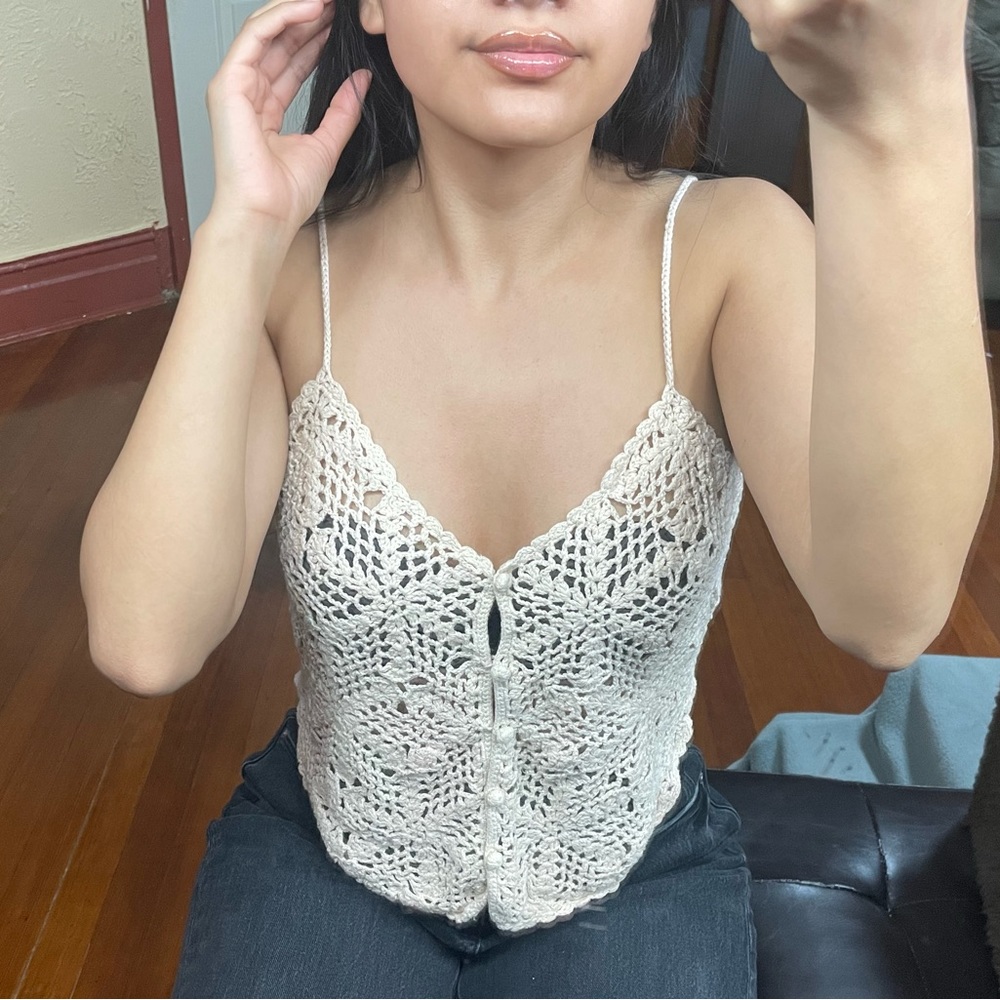 LA Hearts crochet top